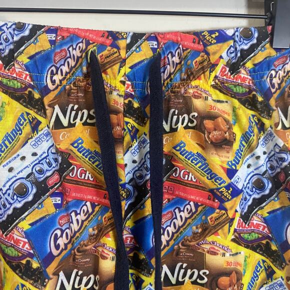 Fun Down Under Mens NESTLE Movie Candy Boxes Lounge Shorts Sz S Novelty Print - Picture 2 of 6